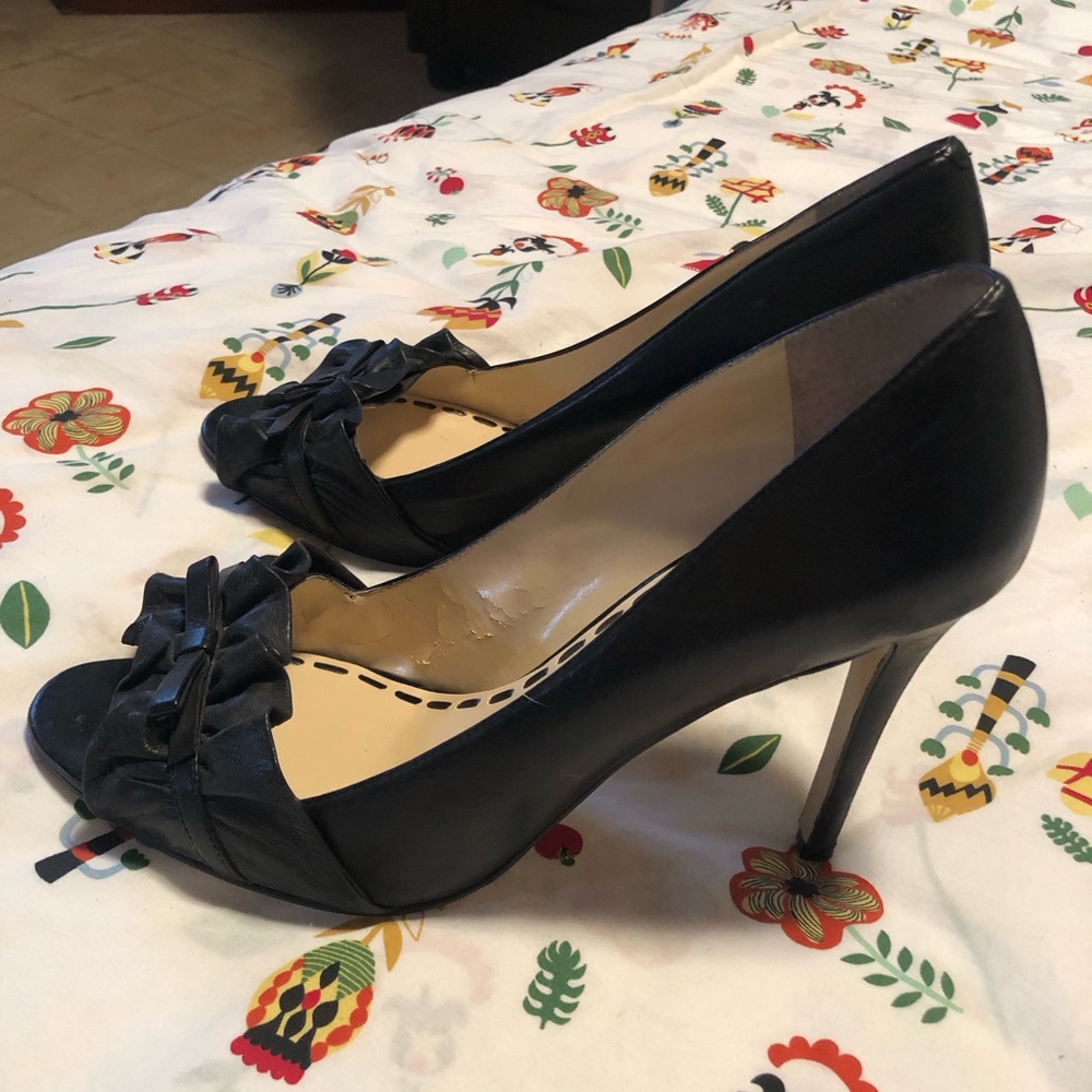 Enzo Angiolini Black Heels with Bow Detail